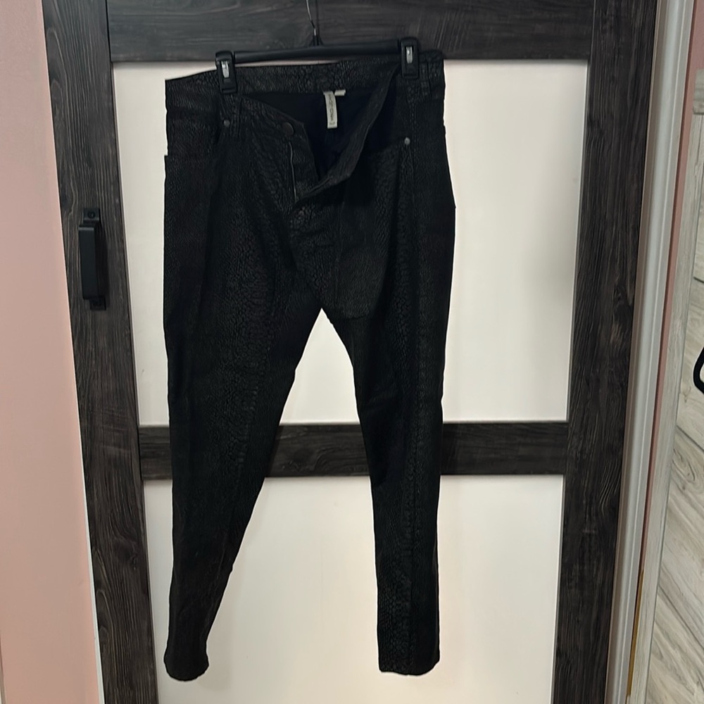 MNG jeans black snack print